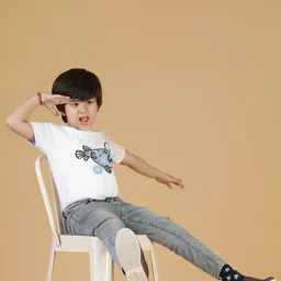 tales & stories Heavy-Washed Slim Jeans image 5