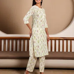 Floral Print Straight Kurta & Pants Set image 5