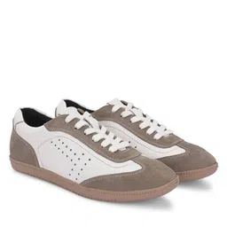 carlo romano Women Round-Toe Shoes with Lace Fastening image 5