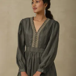 aarke ritu kumar Embroidered Fit & Flare Dress image 5