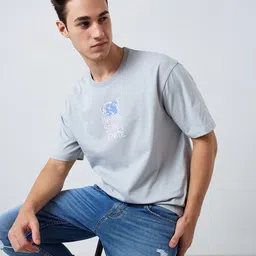 spykar Men Typographic Print Loose Fit Crew-Neck T-Shirt image 5