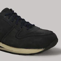 woodland Men Low-Top Lace-Up Shoes image 5