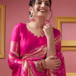 satrani Women Floral Woven Art Silk Saree image 5