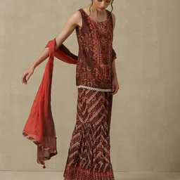 aarke ritu kumar Printed Straight Kurta Suit Set image 5