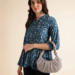 fabclub Women Floral Print A-Line Kurta image 5