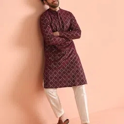 kisah Embroidered Long Kurta image 5