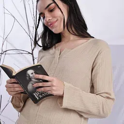 neudis Women V-Neck Top & Pyjamas Set image 5