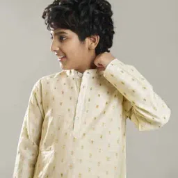 bittu by bhama Boys Self-design Kurta Pyjama Set image 5