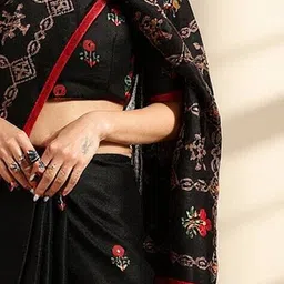 ri-wah Women Floral Print Saree with Unstitched Blouse Piece image 5