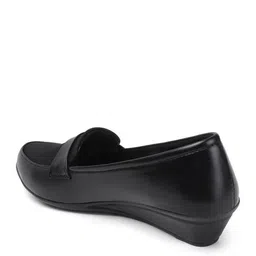 picktoes Women Slip-On Casual Shoes  image 5