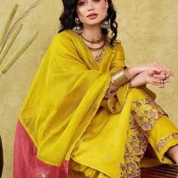 svaraa Women Embroidered Straight Kurta Set with Dupatta image 5