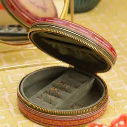 pure home and living  Printed Round Faux Leather Travel Jewellery Box image 5