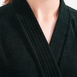 lacylook Unisex Bathrobe with Tie-Up Belt image 5