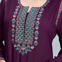 sanaa Women Embroidery Nighti image 5