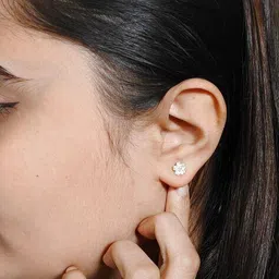 inari shines Women Sterling Silver Floral Stud Earrings image 5
