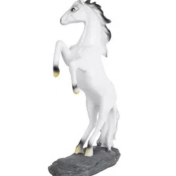 tayhaa Horse Handmade Figurine image 5