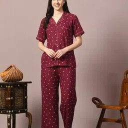 trendme Women Graphic Print Top & Shorts Set-picture-31