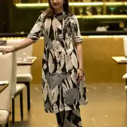 Women Leaf Print A-Line Kurta Set-image-1