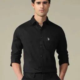 u.s. polo assn. Men Tailored Fit Shirt with Patch-Pocket image 1