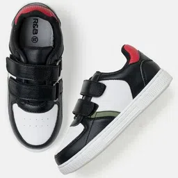 r&b Boys Round-Toe Sneakers with Velcro Fastening image 1