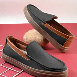 fashion victim Men Round-Toe Slip-On Loafers  image 1