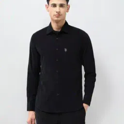 u.s. polo assn. Men Tailored Fit Shirt with Patch Pocket image 1