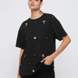 cover story Women Embellished Oversized Crew-Neck T-Shirt-picture-12