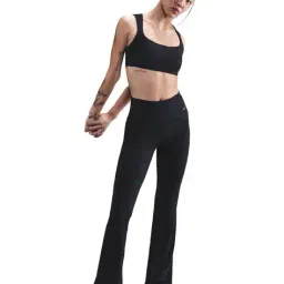 nike Light-Support Lightly Lined Sports Bra image 1