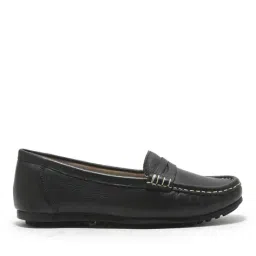woodland Women Round-Toe Penny Loafers image 1