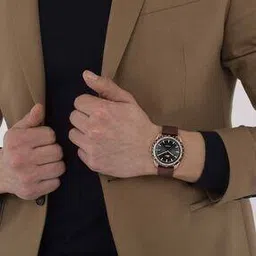 lacoste Men Round Dial Analogue Watch-picture-14