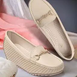 xe looks Women Mid Wedges-picture-12