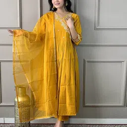 nyrika Women Embroidery Flared Kurta Set image 1