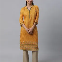 aurelia Women Floral Kurta image 1