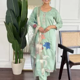 piludi Women Embroidered Straight Kurta with Pants & Dupatta image 1