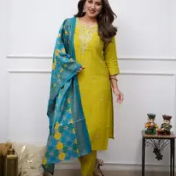 kiana house of fashion Women Embroidered Straight Kurta Set with Dupatta-picture-35