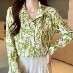 hivora Women Floral Print Regular Fit Top image 1