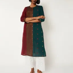 max Women Colourblock Straight Kurta image 1