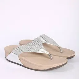 five by inc.5 Metallic T-Strap Flip-Flops-picture-17