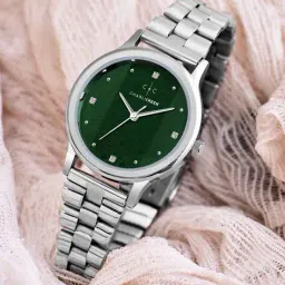 charliekeen Women Round Dial Analogue Watch image 1