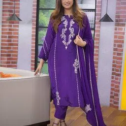 gosriki Women Embroidery Straight Kurta Set-picture-13