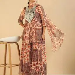 Women Embroidered Tunic and Pant Set-image-16