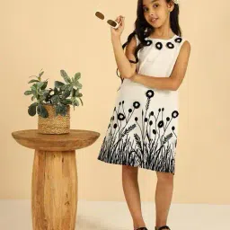 bugandbees Girls Floral Applique A-Line Dress image 1