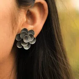 shyle Sterling Silver Adya Floral Textured Stud Earrings-picture-19