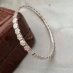 arte Women Sterling Silver Floral Bangle-picture-10
