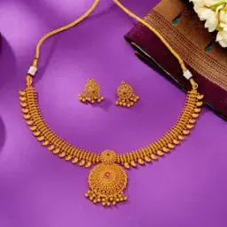 p n gadgil jewellers Women Royal Garland Yellow Gold Necklace & Earrings Set-picture-27