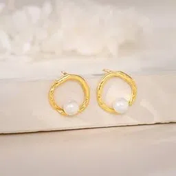 Women Sterling Silver Gold-Plated Glimmering Pearl Earrings-image-48