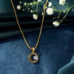 p n gadgil jewellers Women Yellow Gold Circle Diamond-Studded Pendant-picture-28