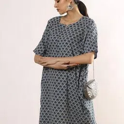 svrnaa by azorte Women Indigo Block Printed Oversized Boxy Dress-picture-25