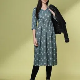 acai Women Floral Print V-Neck Flared Kurta-picture-18