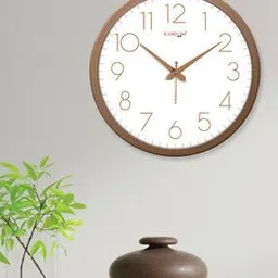 random Round Plastic Analogue Wall Clock-picture-12
